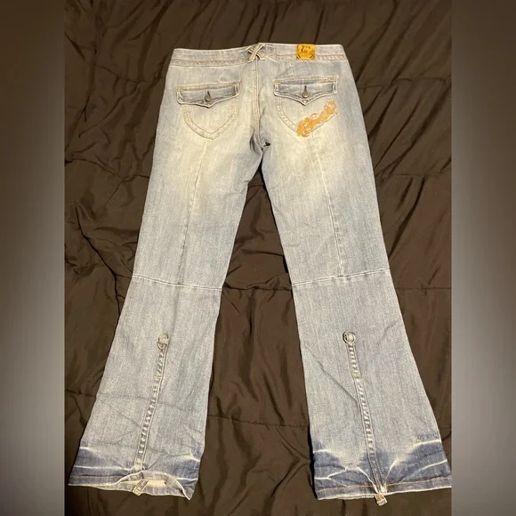 Candie's Light Blue Straight Leg Jeans - Picture 3 of 5